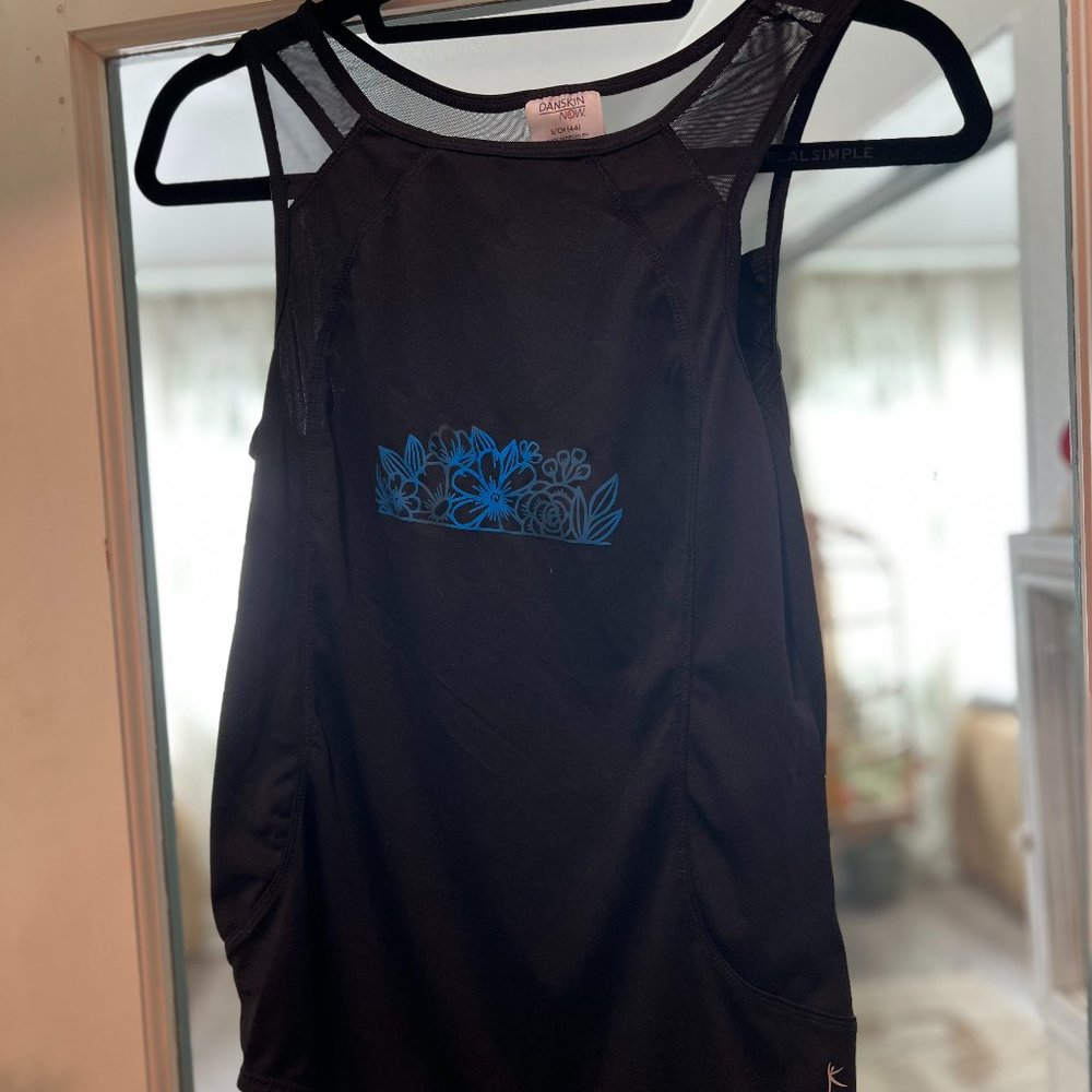 Tank Workout Shirt with Mesh at the top, Size S